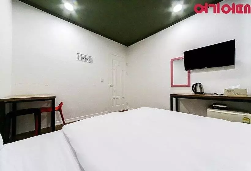 Ace Motel