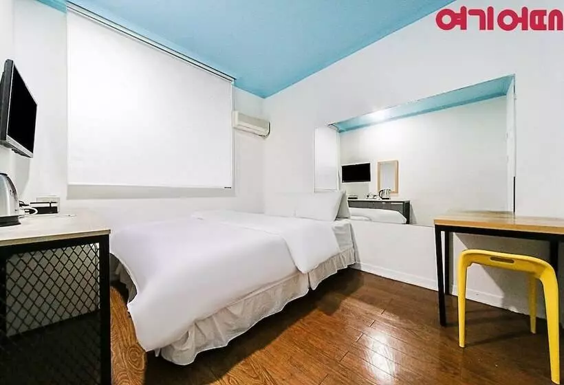 Ace Motel