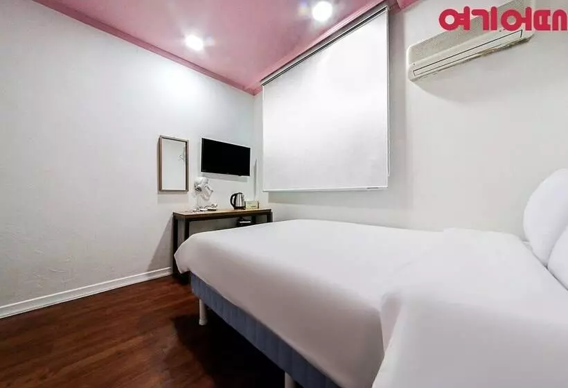 Ace Motel