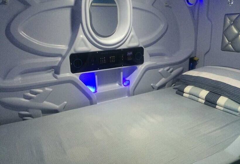Changsha Tourist Capsule Youth Hostel