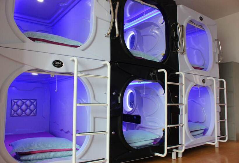 Changsha Tourist Capsule Youth Hostel