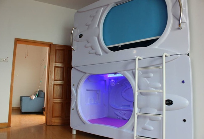 Changsha Tourist Capsule Youth Hostel
