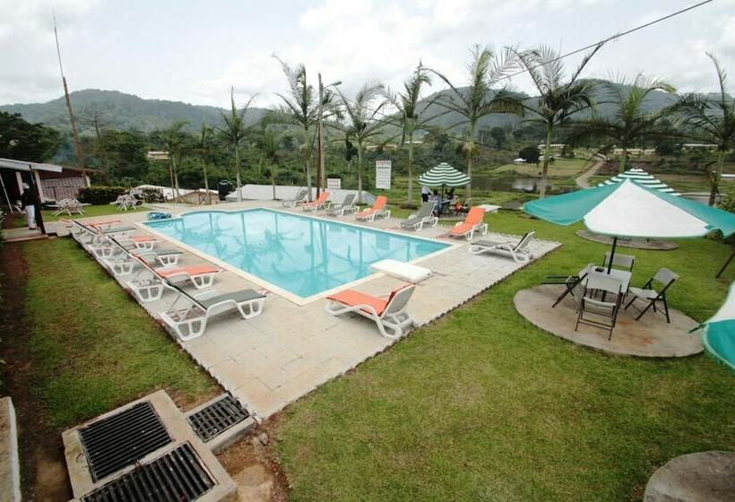 هتل Centre Touristique De Nkolandom