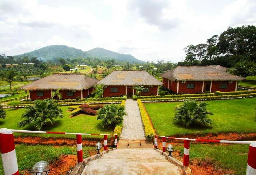 هتل Centre Touristique De Nkolandom