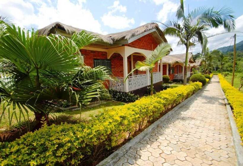 هتل Centre Touristique De Nkolandom