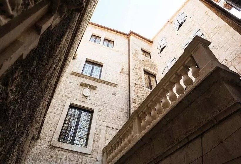 Heritage Hotel Cardo