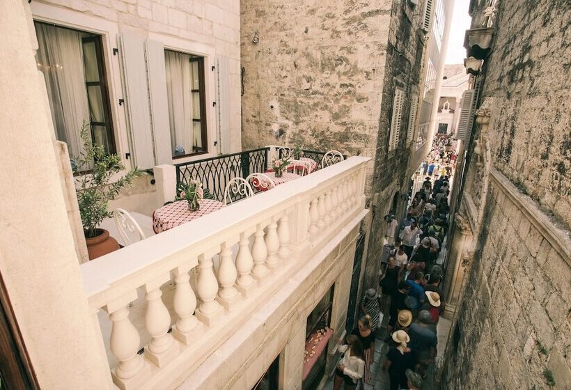 Heritage Hotel Cardo