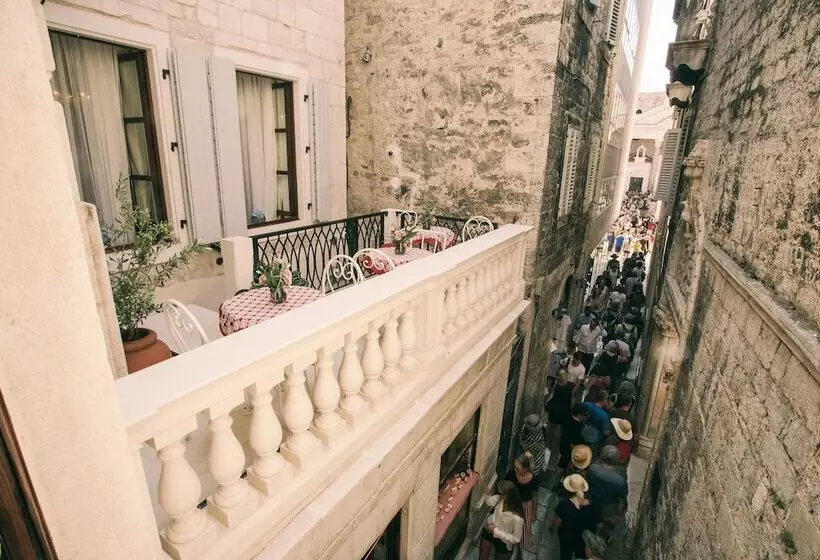 Heritage Hotel Cardo