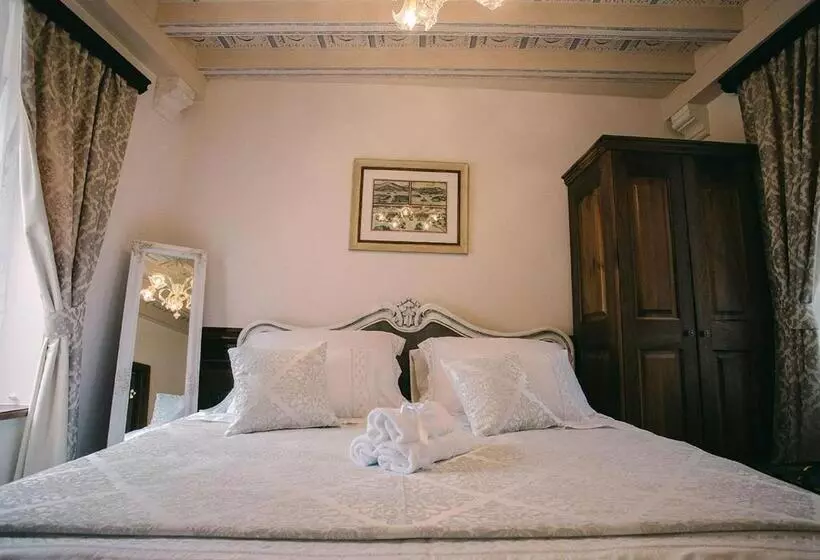 Heritage Hotel Cardo
