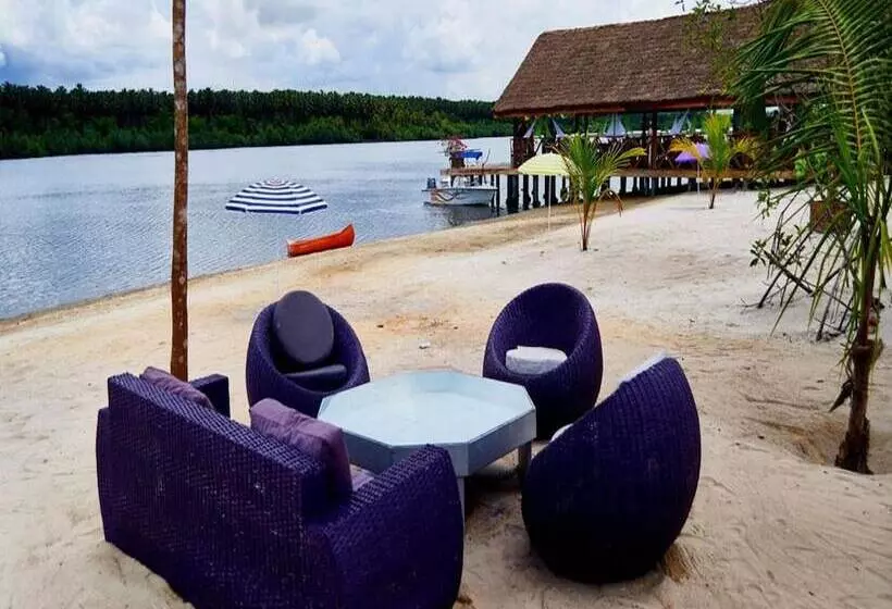 هتل Romano Lodge