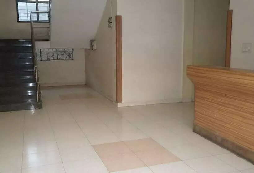 Hotelli Tourist Home Lodging