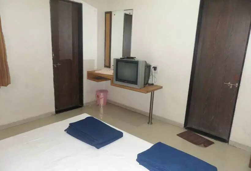 Hotelli Tourist Home Lodging