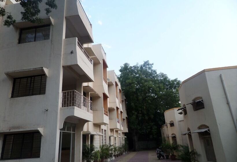 هتل Tourist Home Lodging