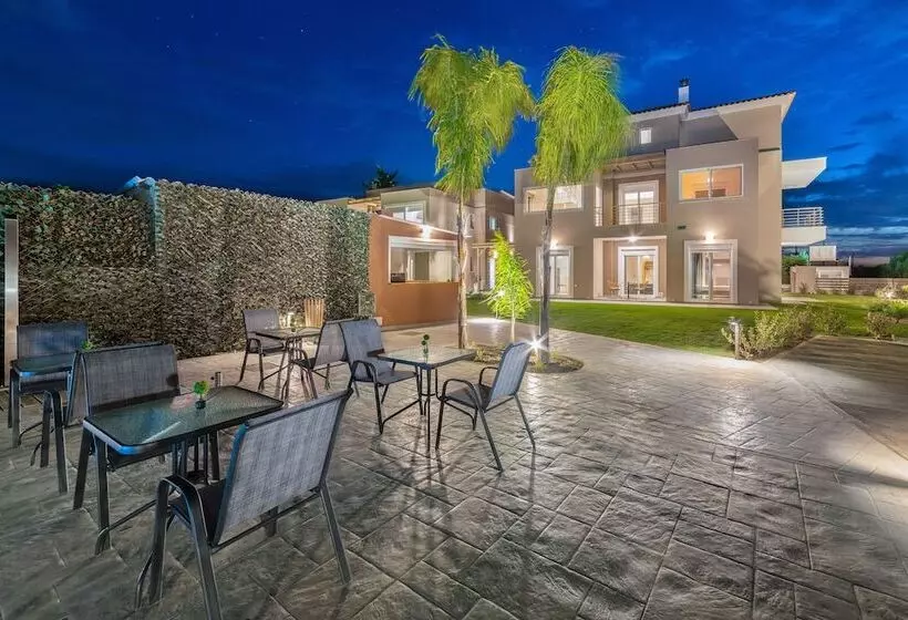 L & C Boutique Apartments