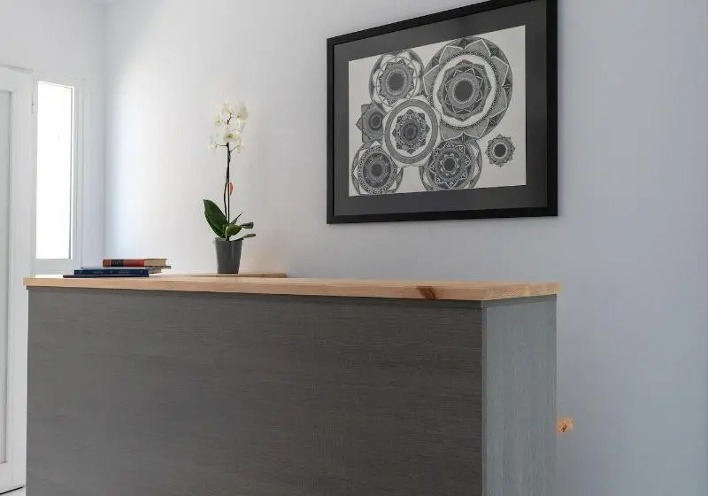 L & C Boutique Apartments