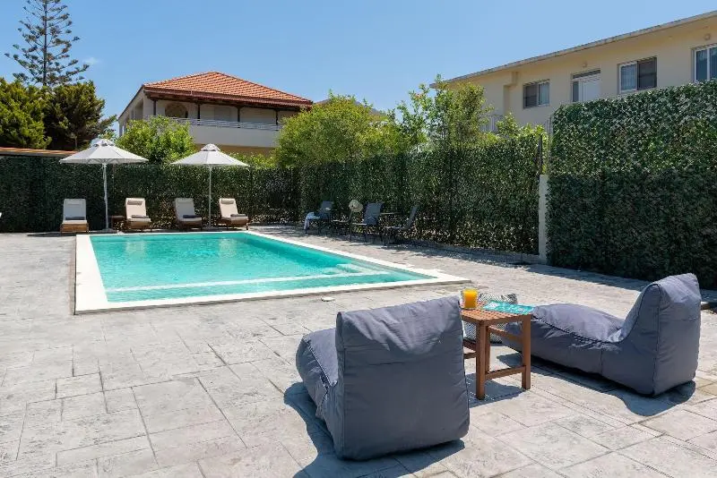 L & C Boutique Apartments