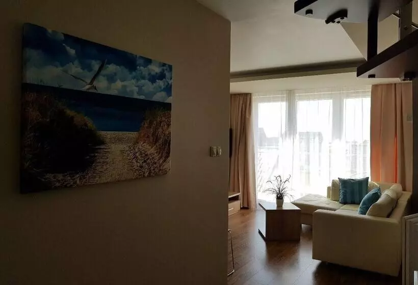 Marina Jastarnia    Apartamenty   Basen