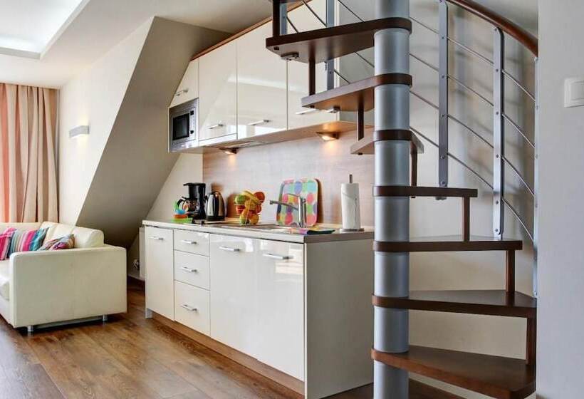 Marina Jastarnia Apartamenty Basen