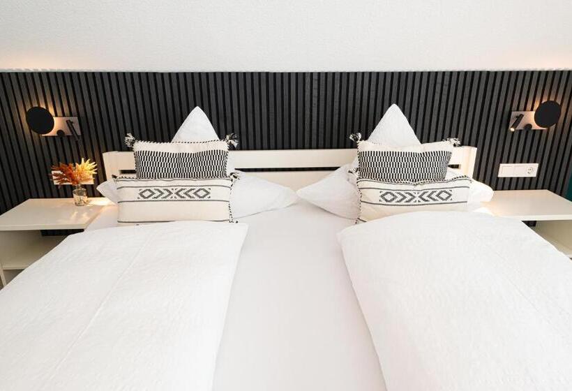 פנסיון Moselweingut & Gästehaus Hubertushof