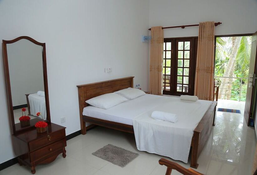 ペンション Osanda Guest