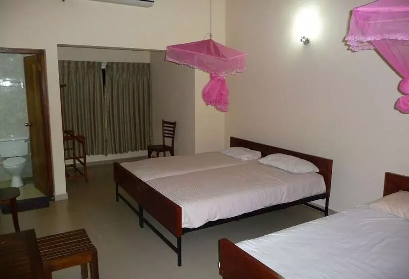 Majatalo Palugaha Pilgrim Resort