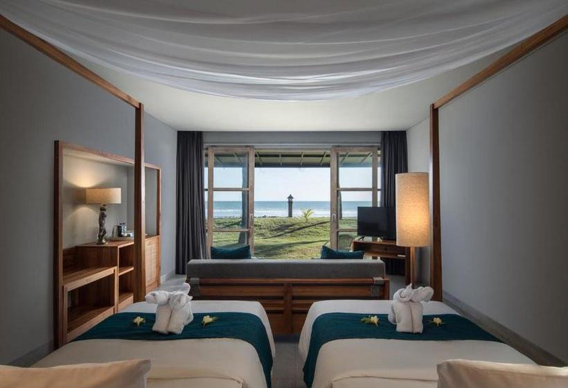 ペンション Umadewi Surf & Retreat