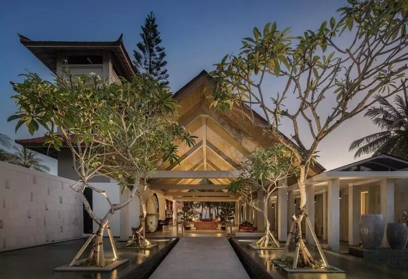 Majatalo Umadewi Surf & Retreat