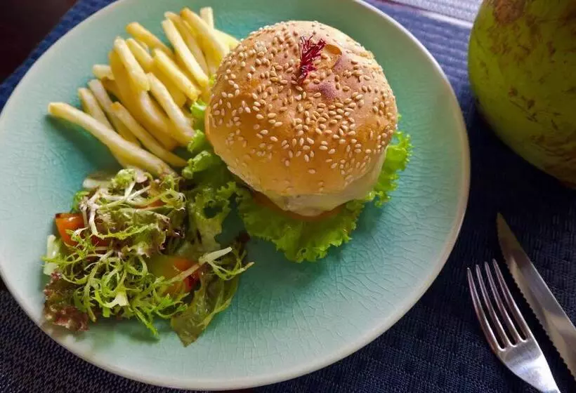 Majatalo Umadewi Surf & Retreat