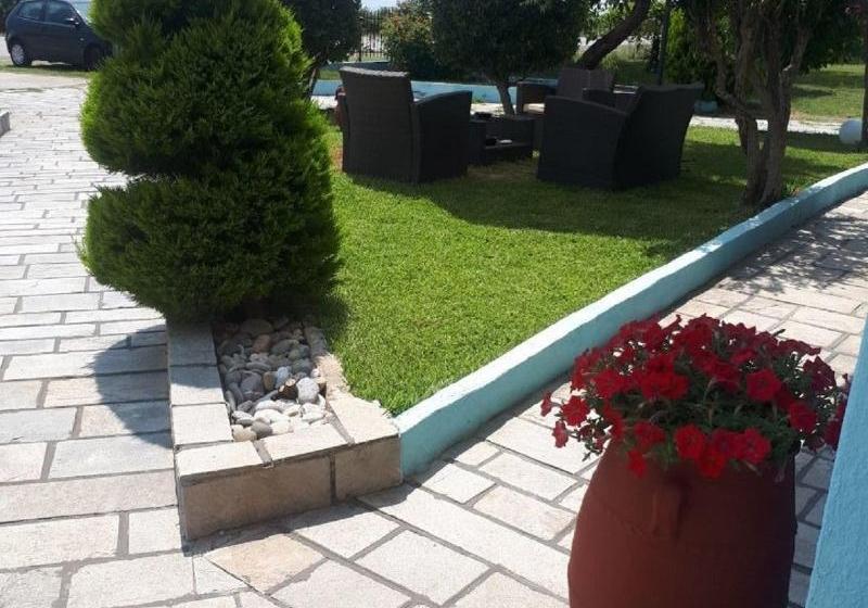 Pensionat Votsala Rooms