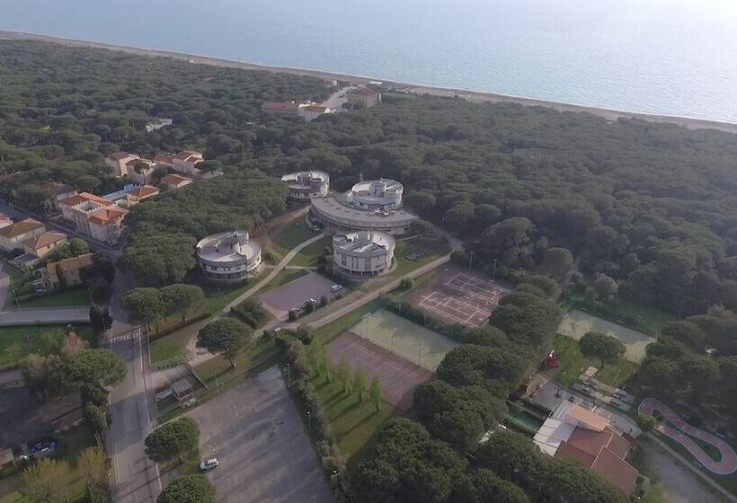 פונדק Csa Hotel Beach & Park