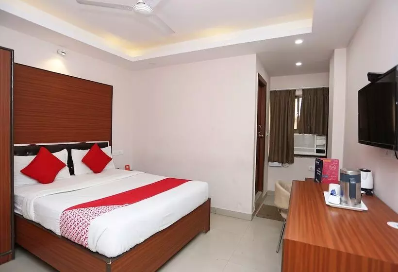 هتل Kamat Inn
