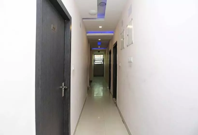 هتل Kamat Inn