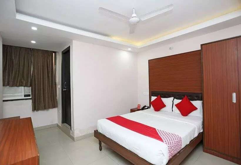هتل Kamat Inn