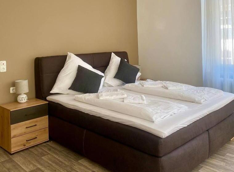 בית מלון כפרי Krone Riesling