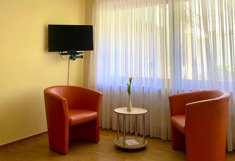 בית מלון כפרי Krone Riesling