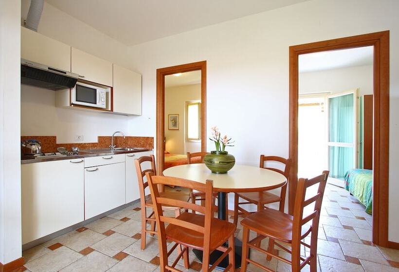 בית מלון כפרי Piani Di Clodia Holidaypark