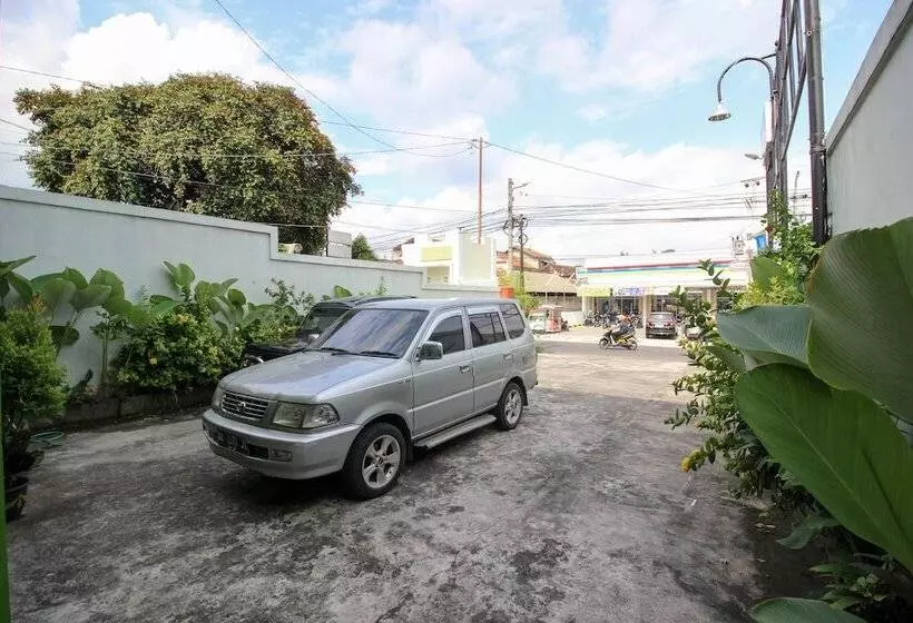 Hotelli Reddoorz Plus @ Timoho