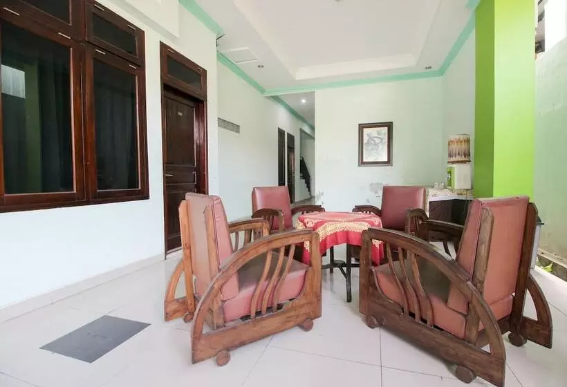 Hotelli Reddoorz Plus @ Timoho