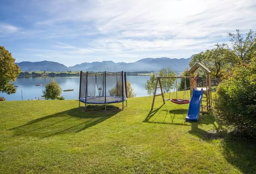 Seehotel Und Appartements Schnöller