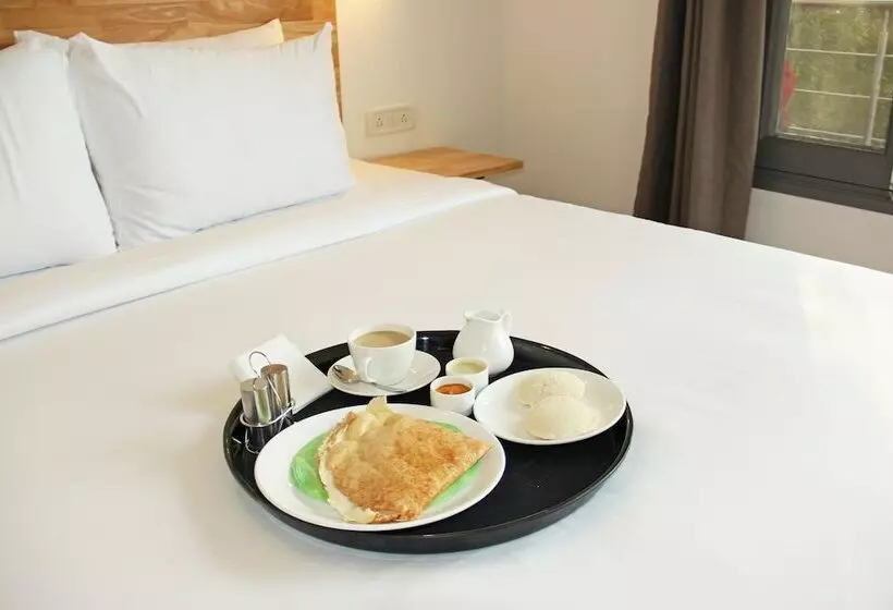 ホテル Shree Darshini Guest House By Oyo Rooms