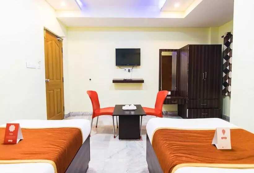 ホテル Shree Darshini Guest House By Oyo Rooms