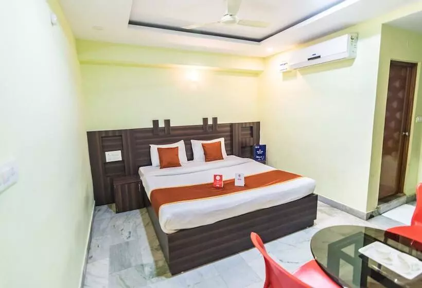 ホテル Shree Darshini Guest House By Oyo Rooms