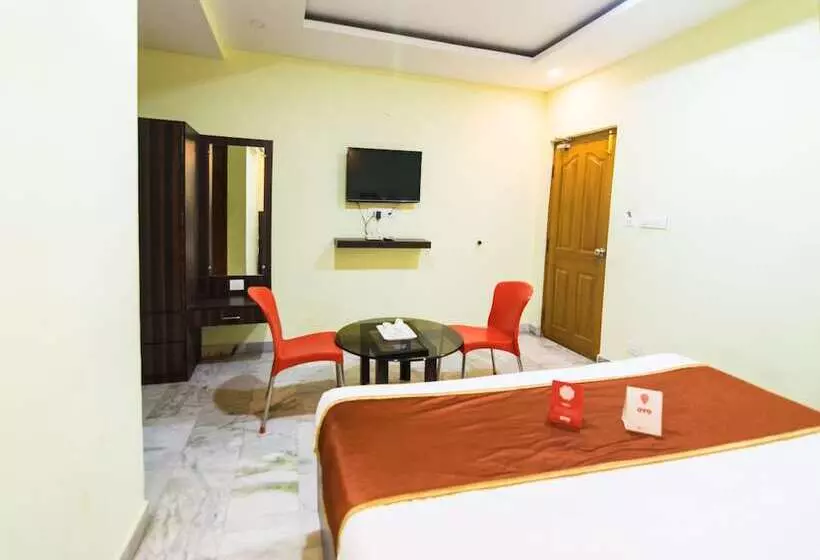 ホテル Shree Darshini Guest House By Oyo Rooms