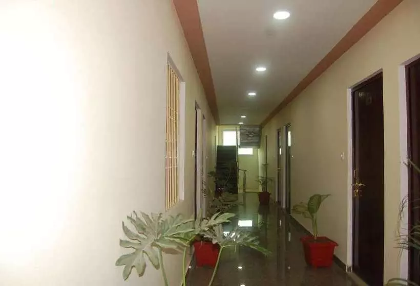 ホテル Utsav Residency