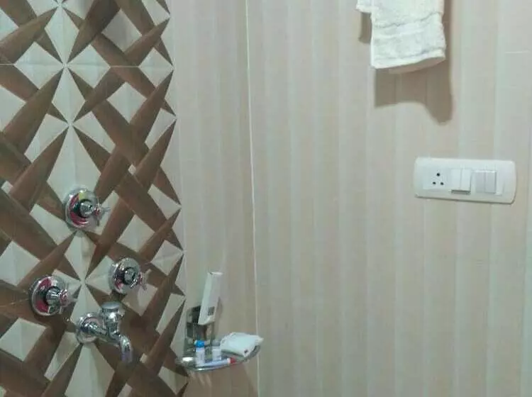 ホテル Utsav Residency