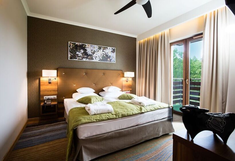 Mineral Hotel Malinowy Raj