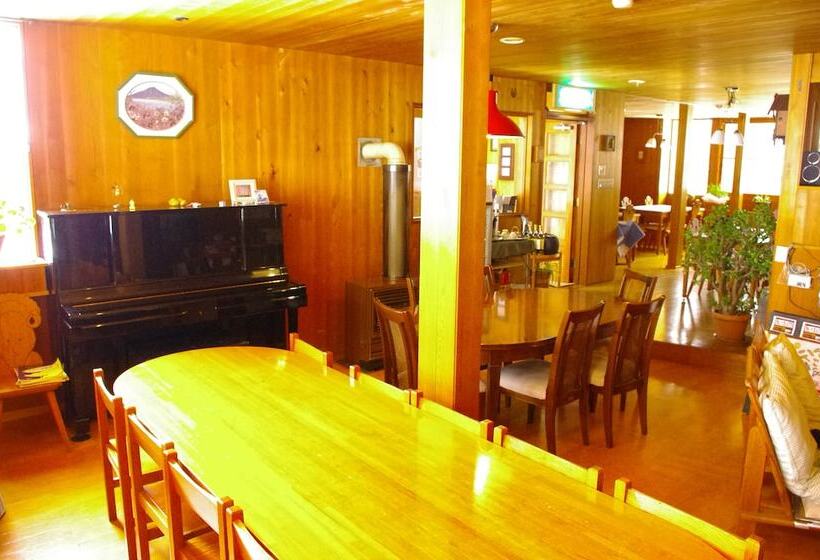 膳宿费 Forest Resort Cosmos