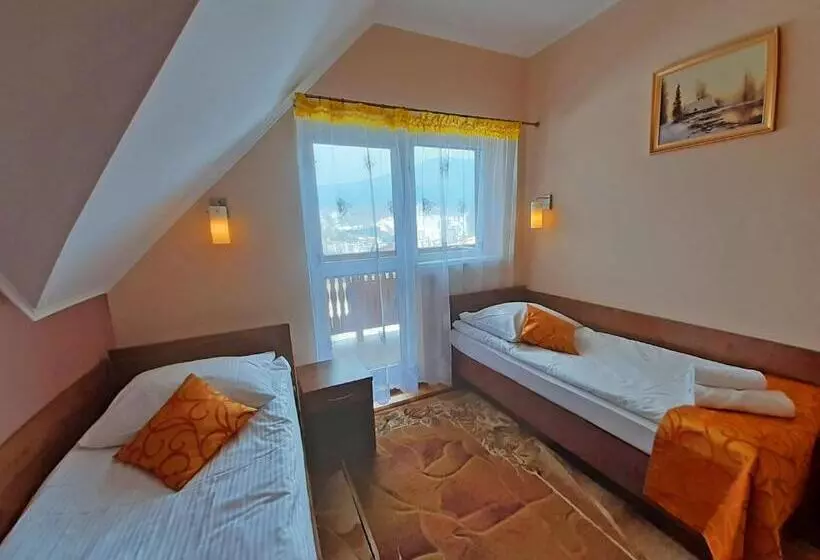 Pensjonat Zielone Wzgórze W Bolesławowie