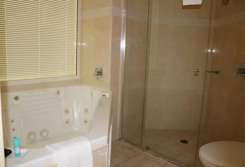 The Boathouse Resort Luxury Apartments