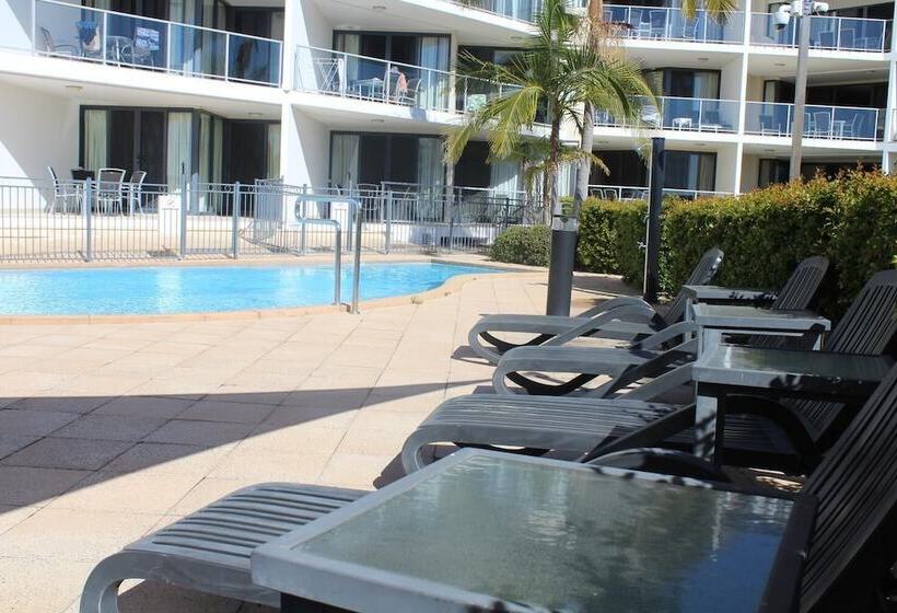 The Boathouse Resort Luxury Apartments